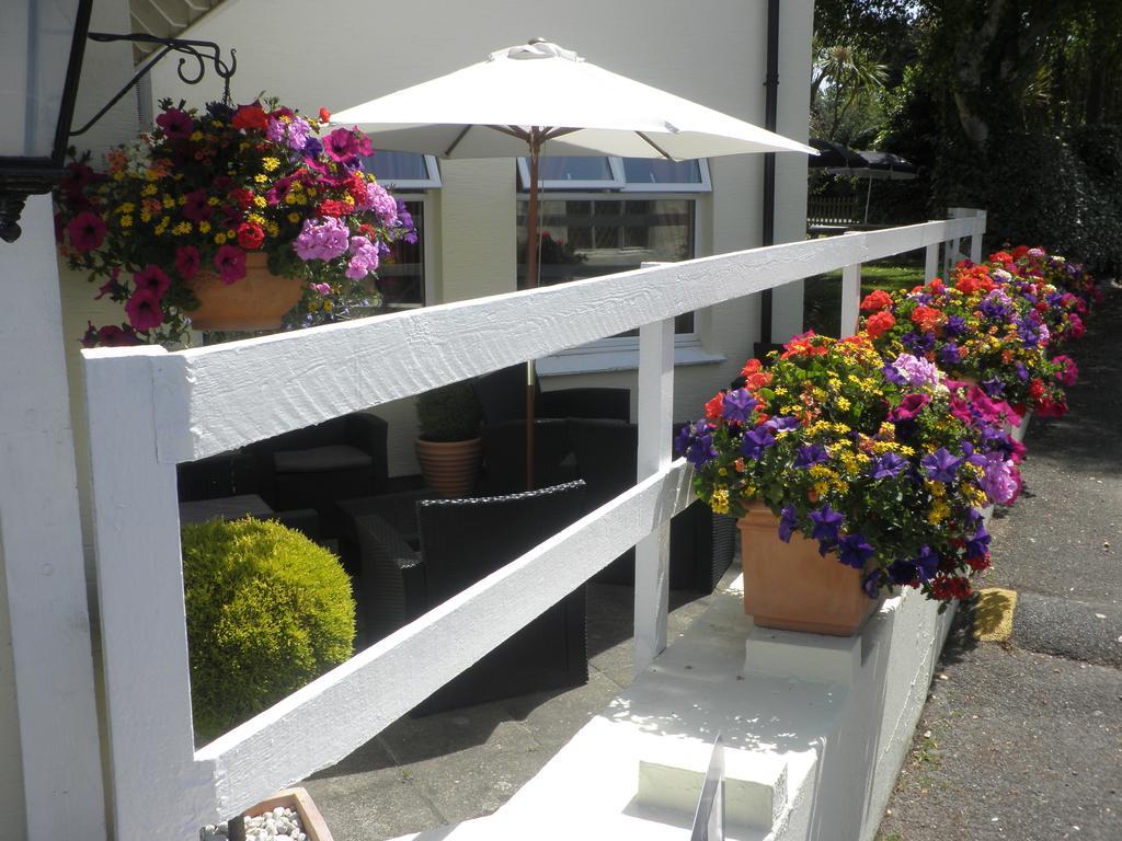Longfrie Inn Saint Saviour Exterior foto