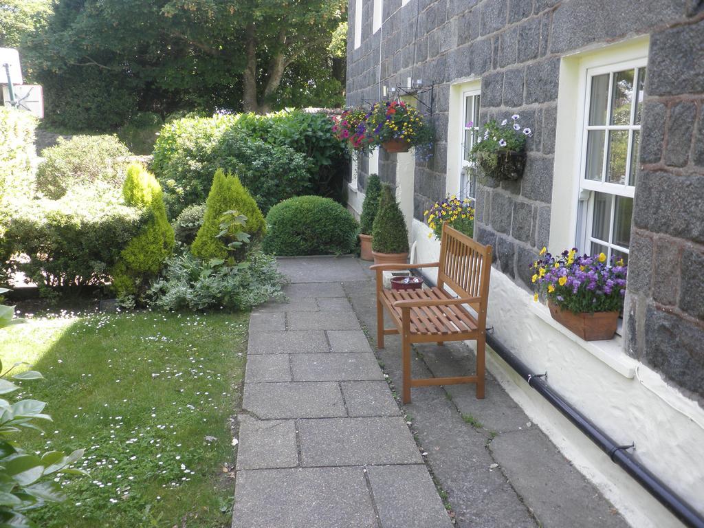 Longfrie Inn Saint Saviour Exterior foto